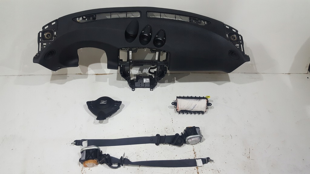 фото №1, Nissan 370z панель приладів консоль подушка безпеки подушки безпеки ремені