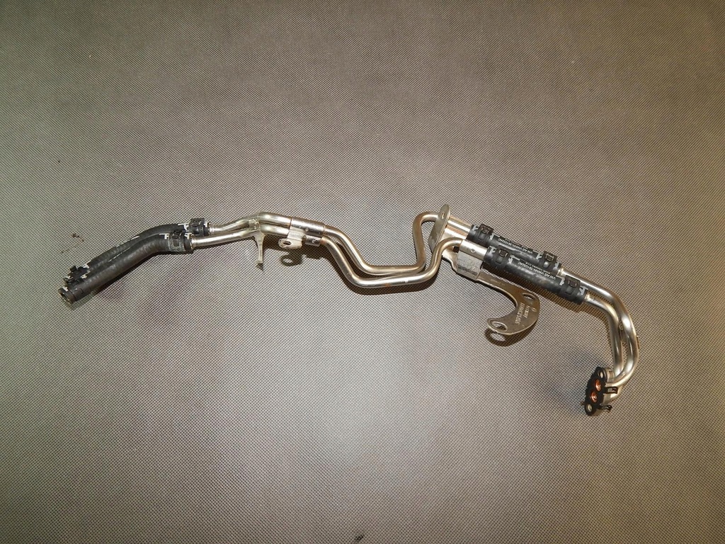 фото №1, Skoda rapid шланг труба wody 04c121497g