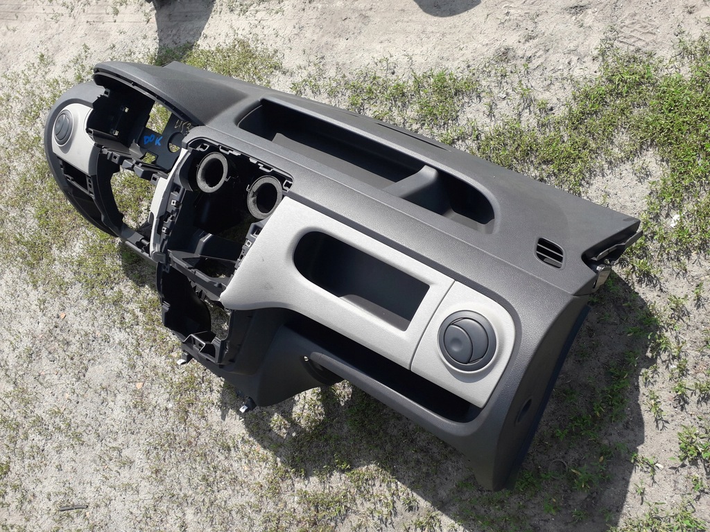 фото №3, Приборная панель консоль dacia dokker van