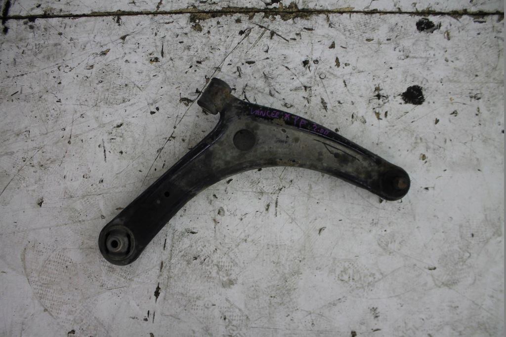 фото №5, Правый рычаг передний перед lancer viii x 8 2.0 di-
