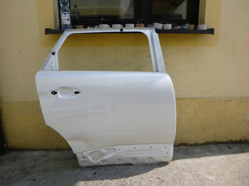 фото №1, Peugeot 5008 17- дверь правое задние