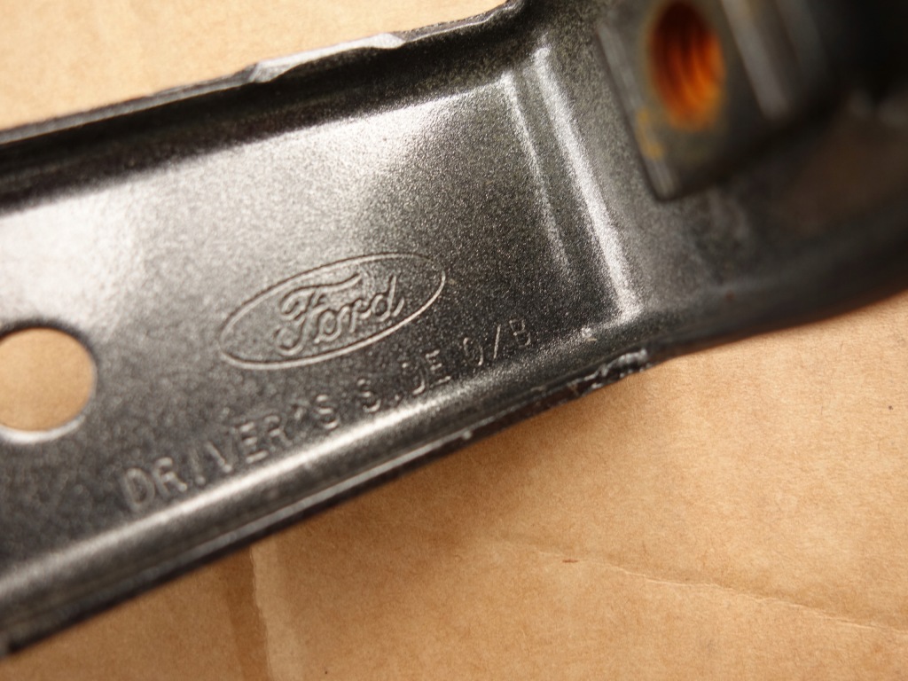 фото №2, Кронштейн крила кронштейн ford mustang 2014-18