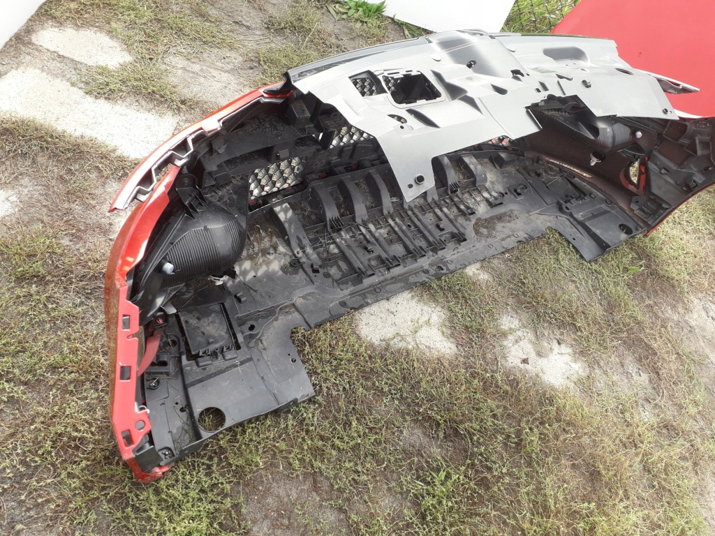 Бампер перед renault megane 4 iv 16- gt line в Україні