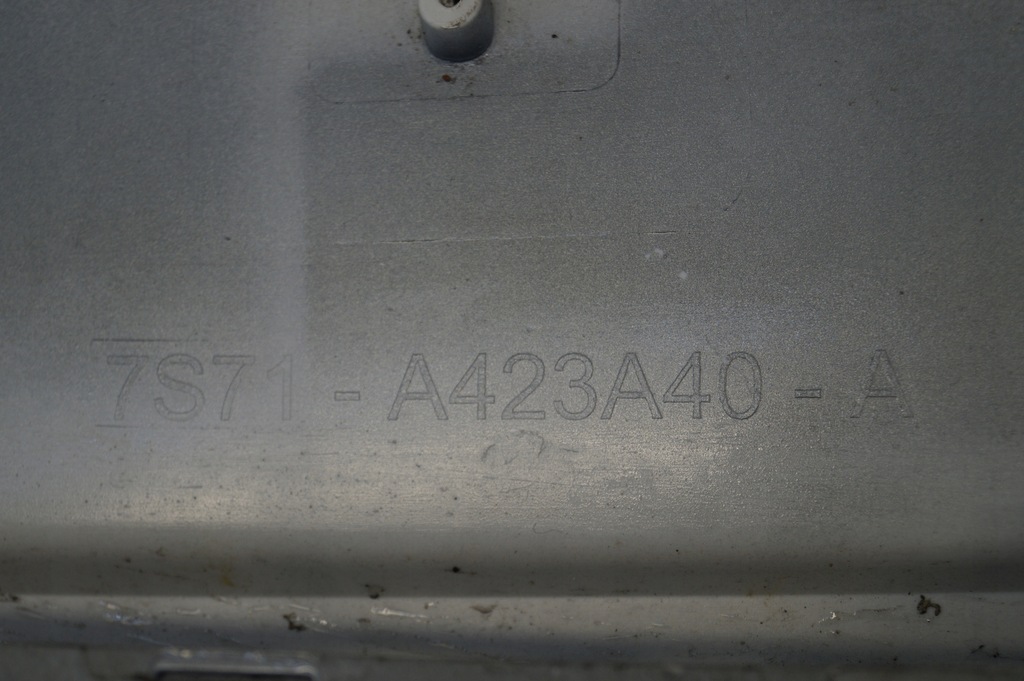 фото №8, Молдинг накладка кришки задня багажника ford mondeo mk4