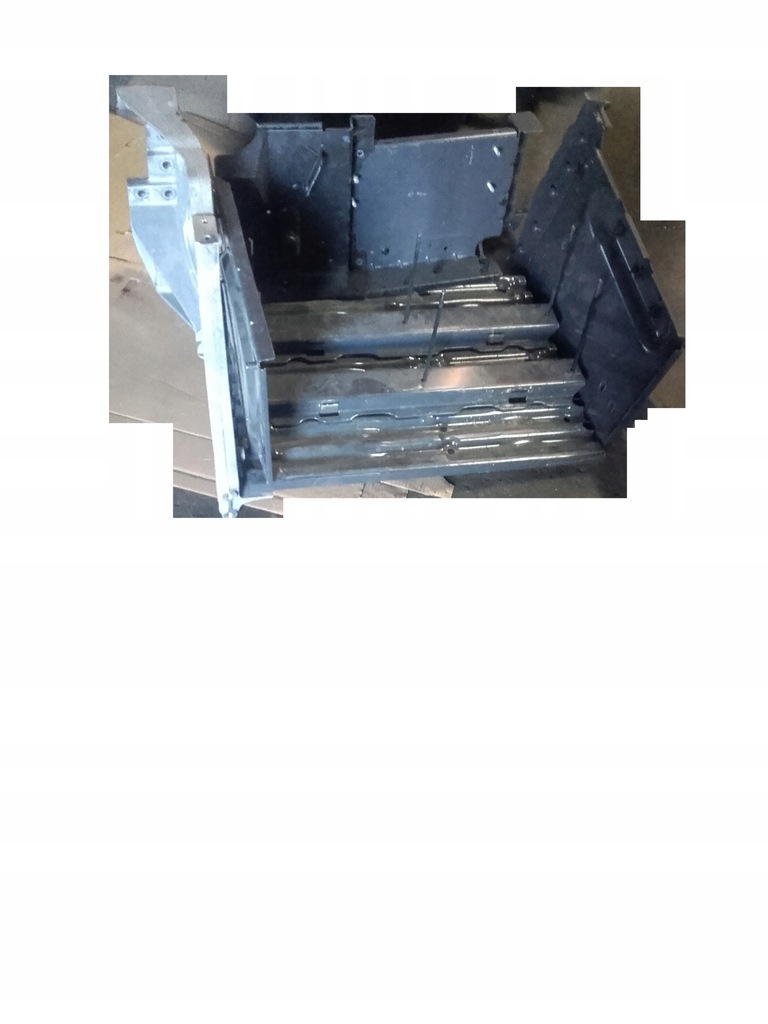 фото №4, Коробка кронштейн основание аккумуляторов volvo fh4