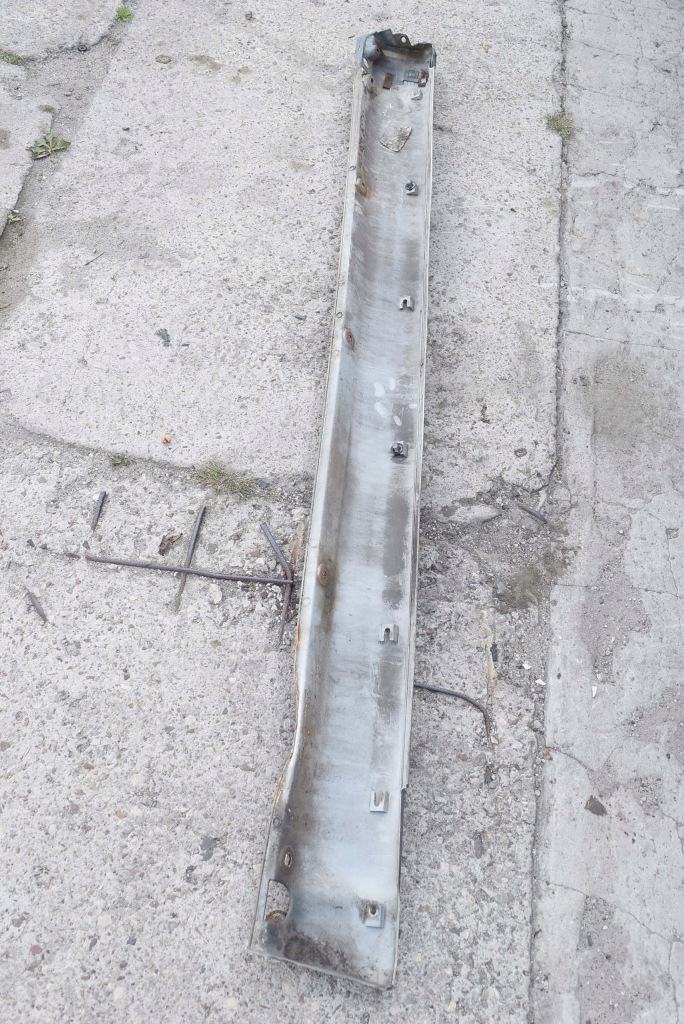 фото №4, Mercedes w163 lift накладка молдинг порог правая