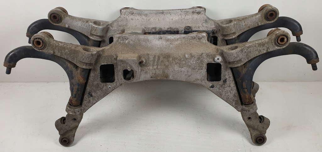 фото №4, Подвеска балка подрамник задняя volvo v70 2.4 09492948