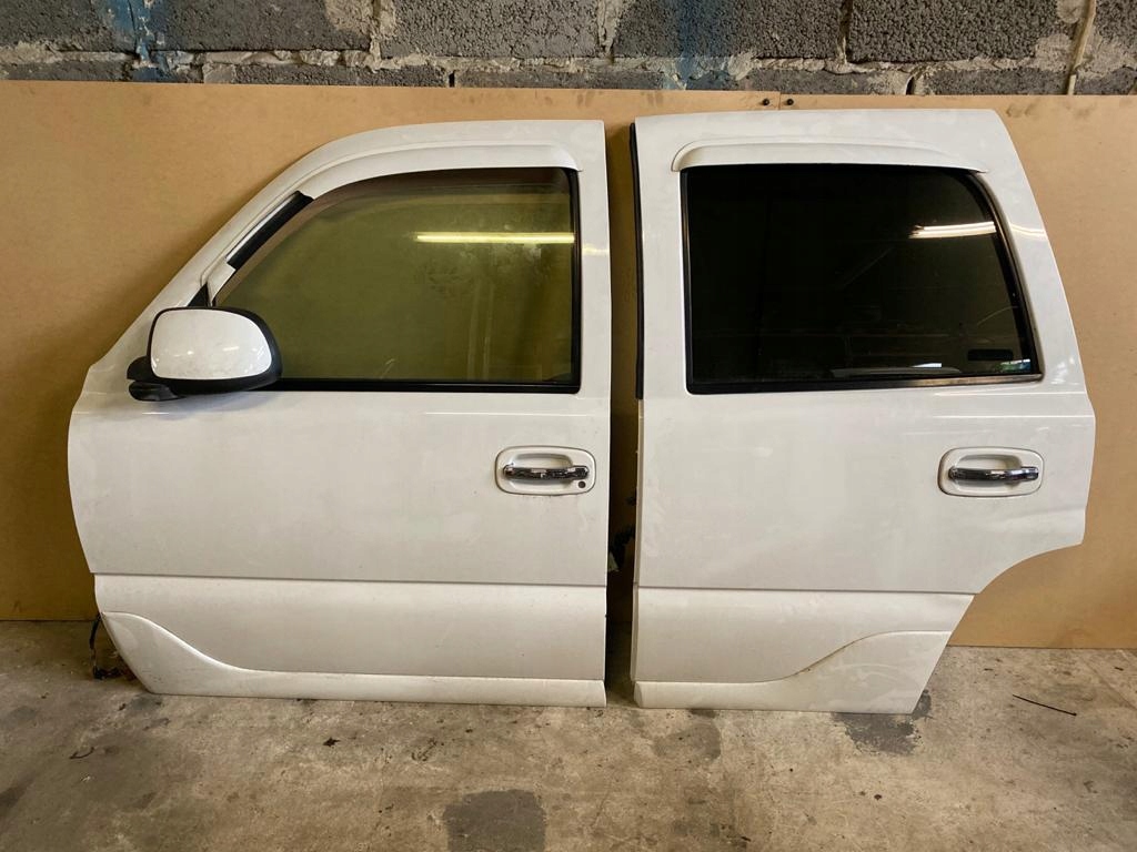 фото №1, Gmc yukon denali 00-06r дверь задние левая