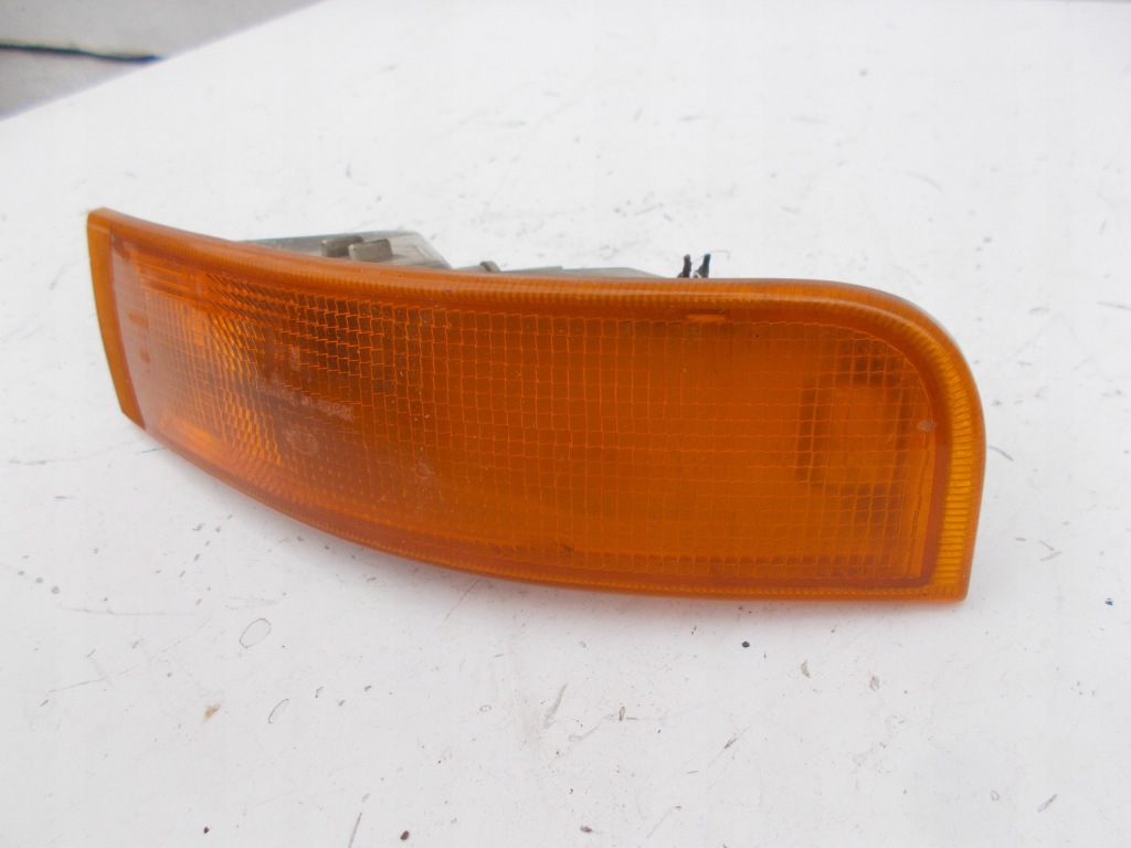 фото №2, Opel senator поворотник правый оригинал