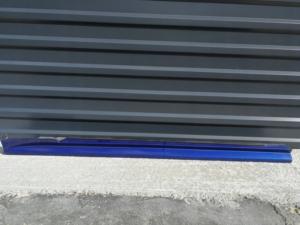 фото №1, Молдинг накладка порог правая ford mustang iv