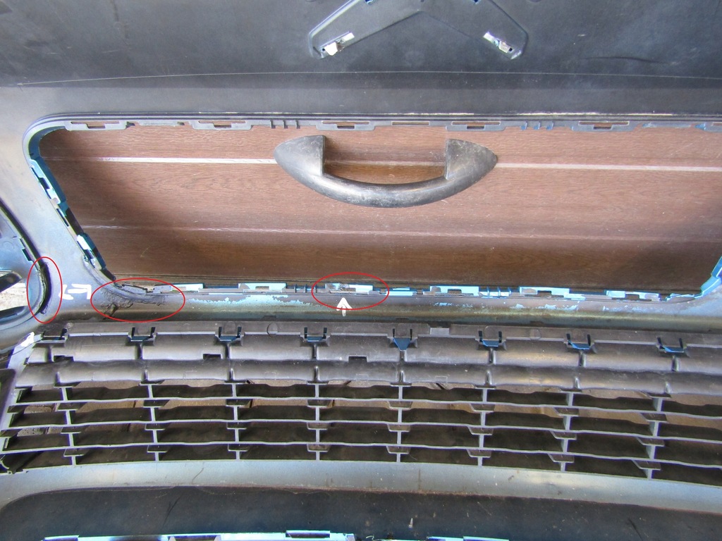 фото №12, Бампер перед передній citroen c3 picasso 08-12