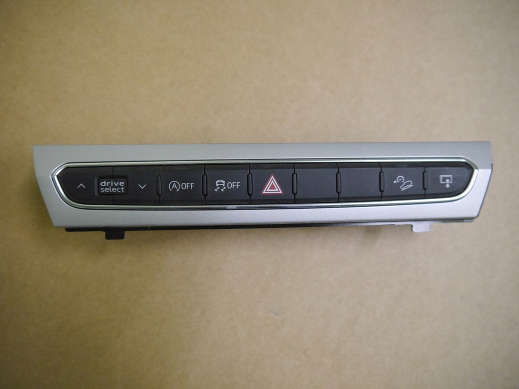 фото №1, Audi q7 4m панель переключатели 4m0925301