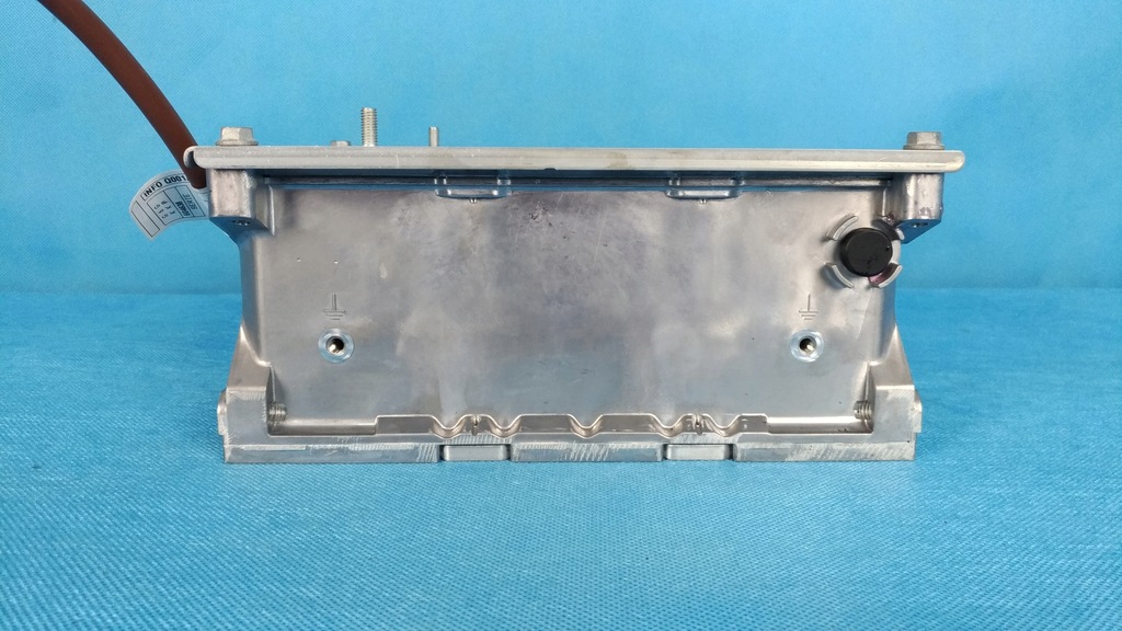 фото №7, Mercedes w205 c350 18r зарядное устройство аккумулятора a0009005909