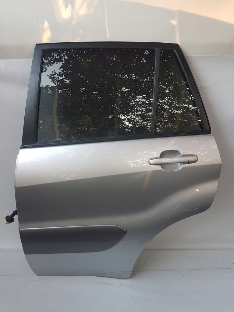 фото №1, Toyota rav4 rav-4 00-05 дверь левый задняя задние