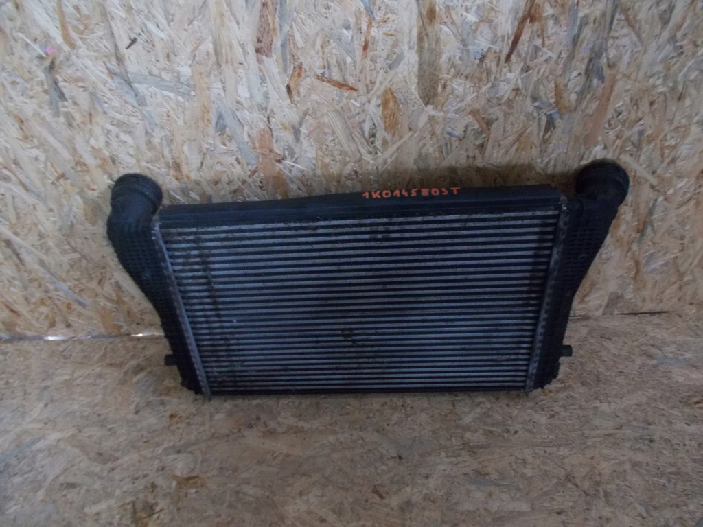 фото №1, Радиатор интеркулер 1k0145803t