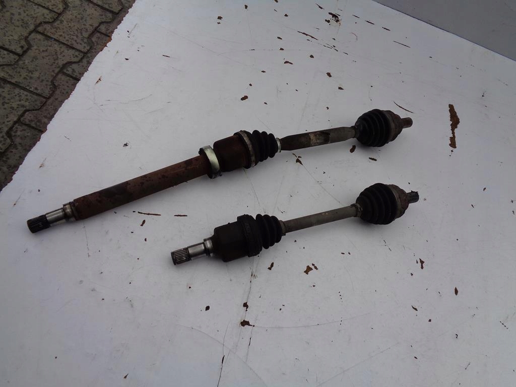 фото №1, Приводной вал левый перед volvo v50 2.0 16v