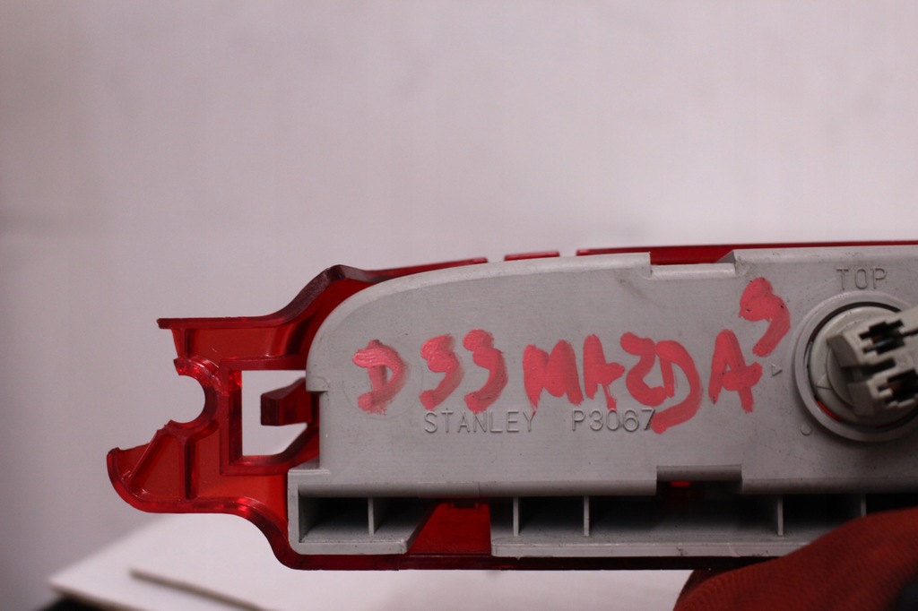 фото №5, Mazda 3 bk sedan третий свет стоп стоп-сигнал