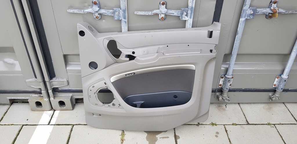 фото №1, Daf xf 105 обивка обшивка дверь правое