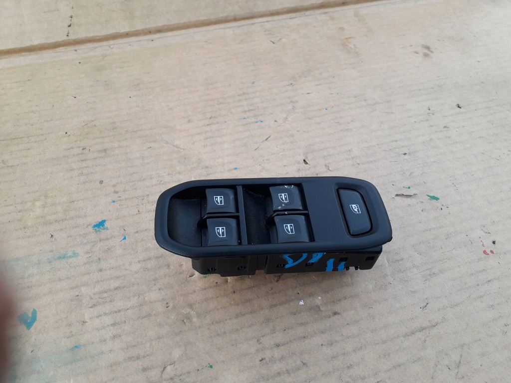 фото №1, Панель перемикач вікон dacia duster ii 17- лівий