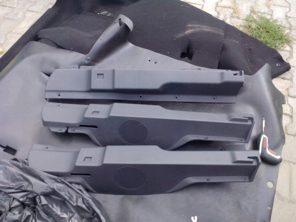 фото №1, Пластик полиця оббивка багажника dokker права