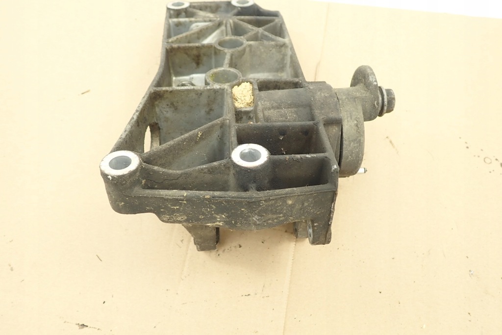 фото №6, Кронштейн кронштейн кронштейн генератора 030145189h