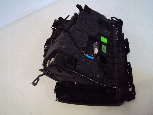 фото №6, Бардачок пасажира mercedes glk x204