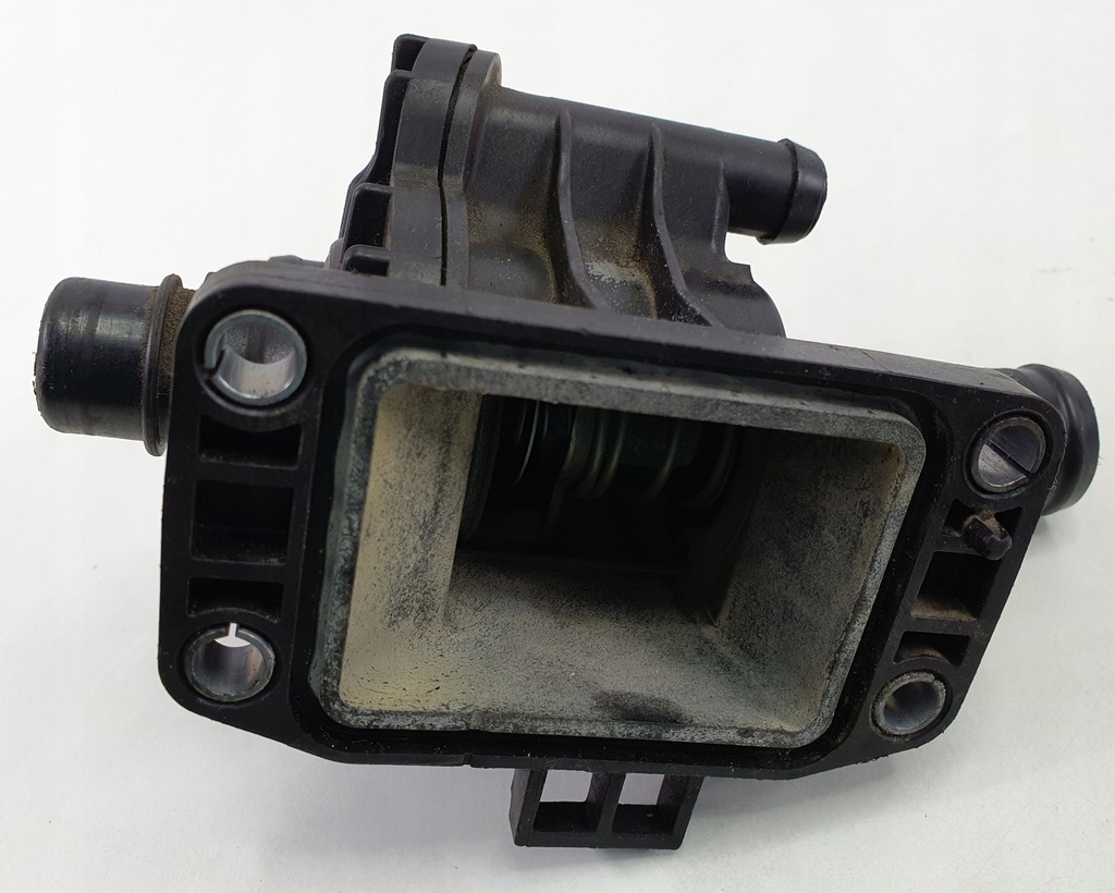 фото №7, Корпус термостата ford volvo 1.6 d 9647767180