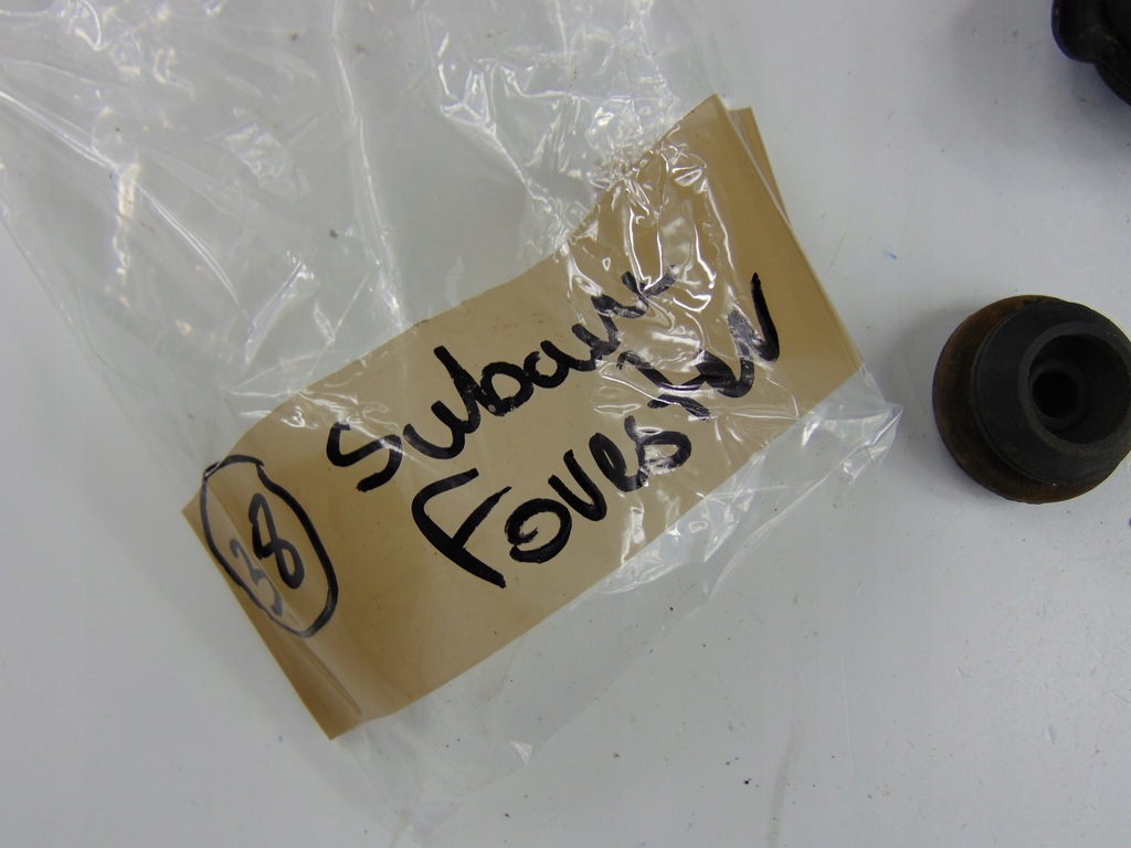 фото №6, Брызговики крепления радиатора subaru forester 2.0 02-