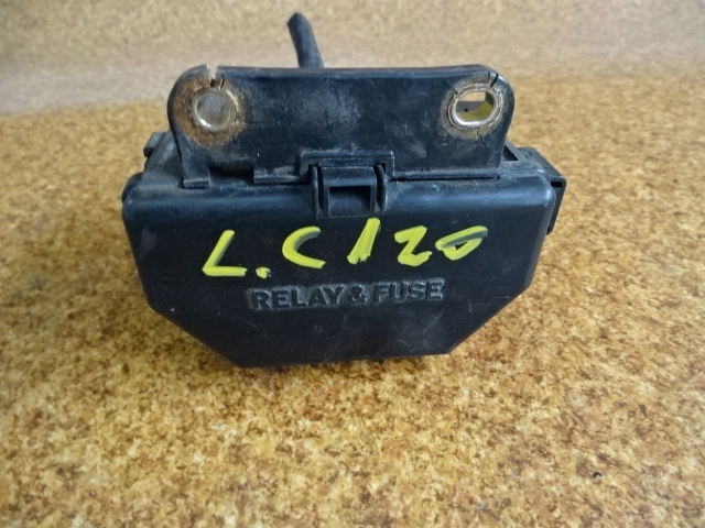 фото №1, Land cruiser 120 04r коробка предохранителей 3,0d