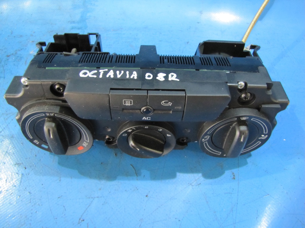 фото №1, Переключатель обдув кондиционера skoda octavia ii