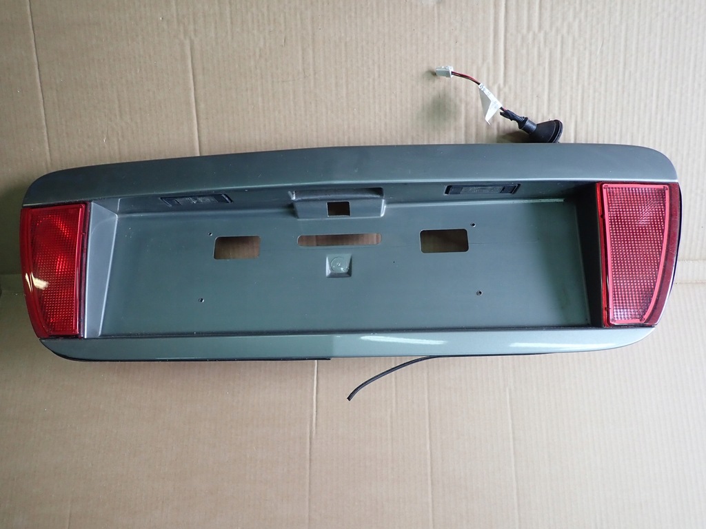 фото №1, Nissan primera p12 kombi 02- накладка кришки задній