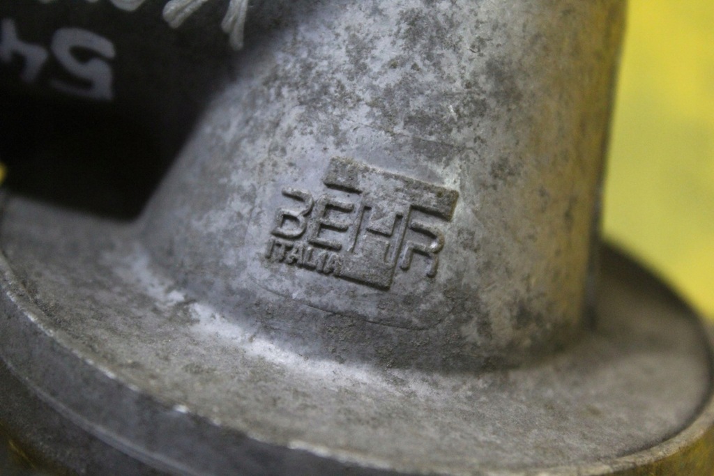 фото №8, Корпус термостата chrysler voyager iv 2.5 crd