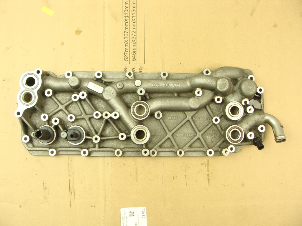 фото №1, Кришка audi rs6 c6 f4 buh 5.0 v10 07l103704
