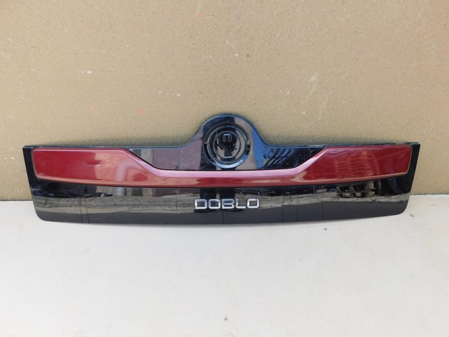 фото №1, Накладка na крышка fiat doblo 14-