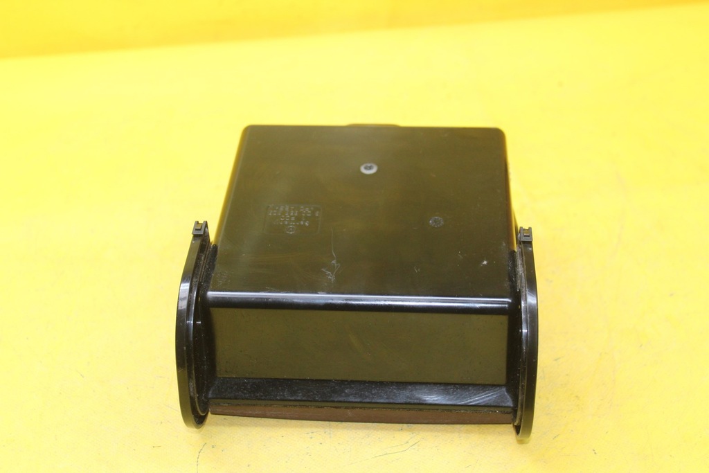 фото №5, Бардачок туннель среднего vw phaeton 3d0858329