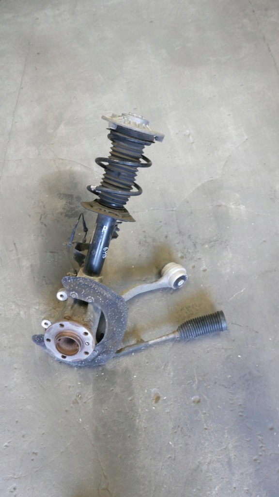 фото №1, Bmw f20 mcperson поворотный кулак правая перед 6792286