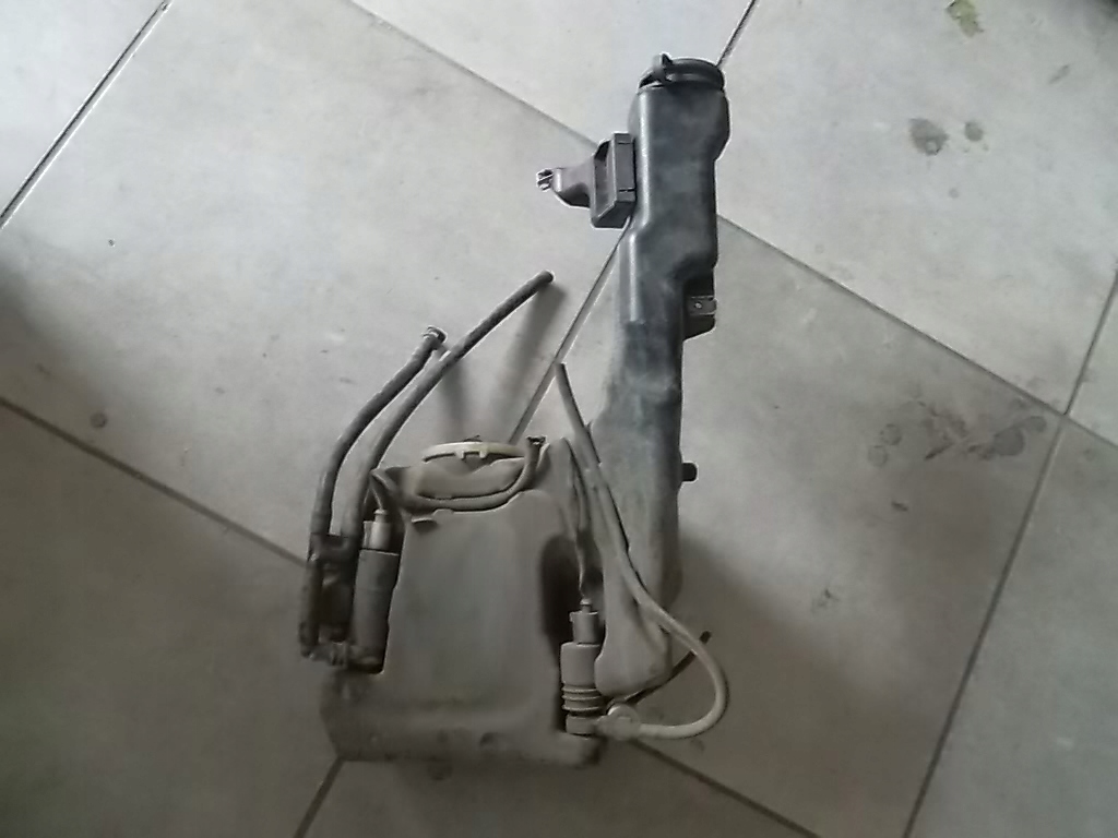 фото №1, Mercedes w204 бачок розпилювача kompletny