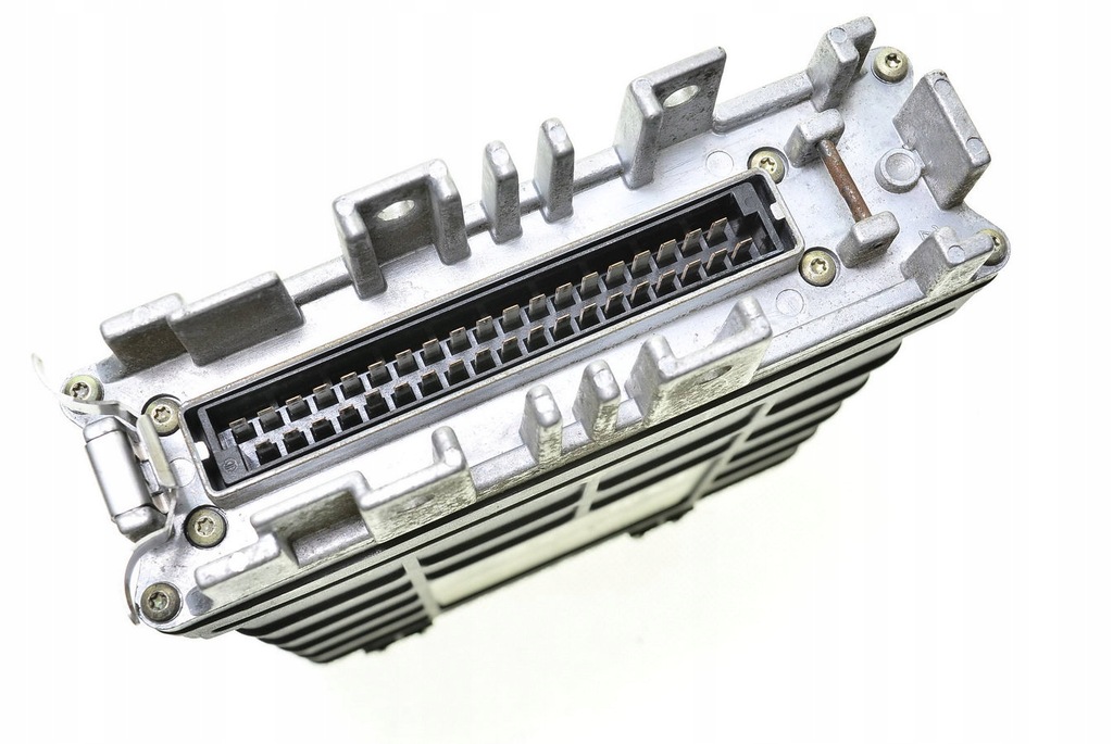 фото №3, Бортовий комп'ютер passat b4 2.0 037906022gb