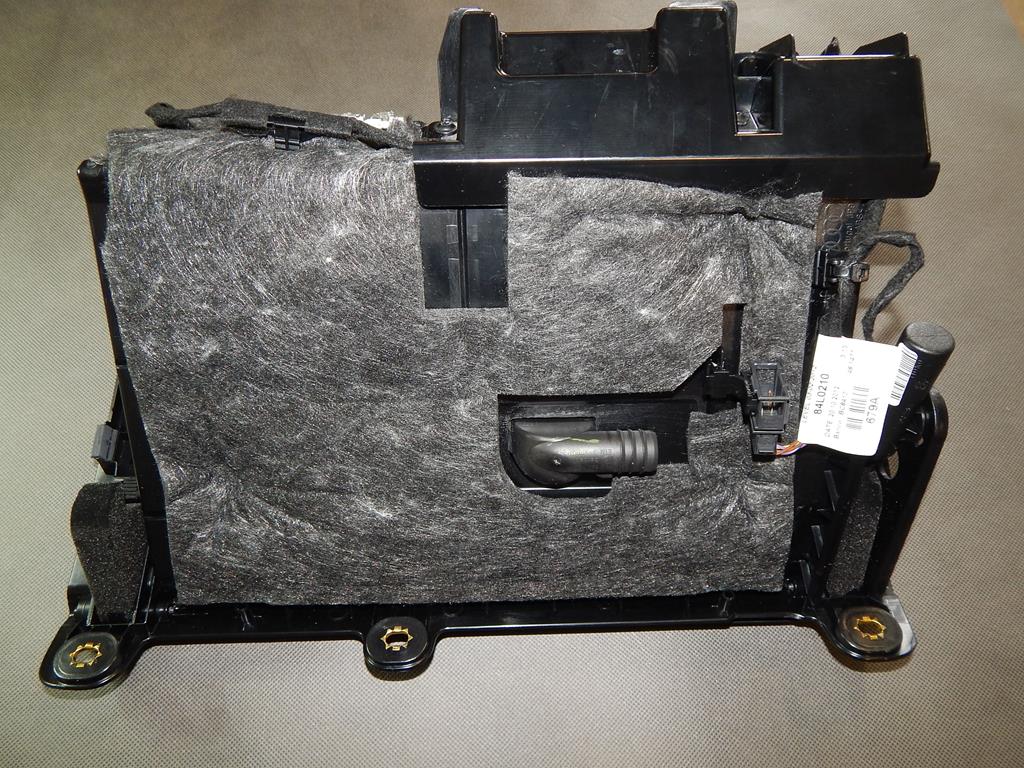 фото №5, Audi q3 8u бардачок пассажира 8u1880353