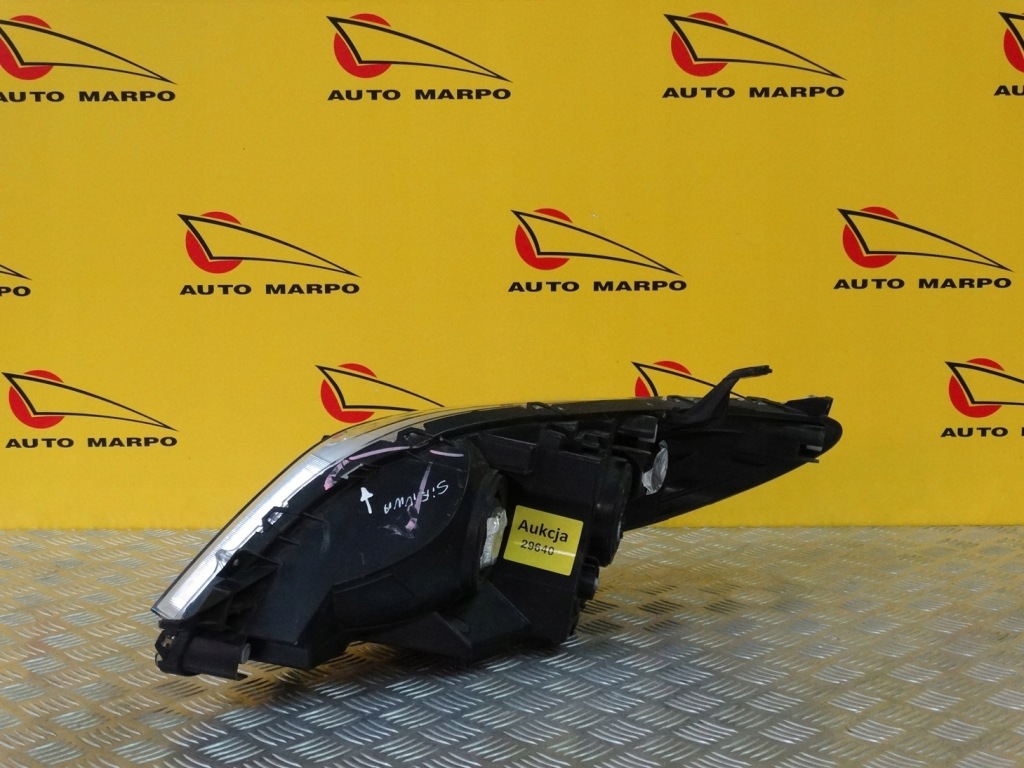 фото №3, Toyota sienna 2011- фара лампа перед r usa