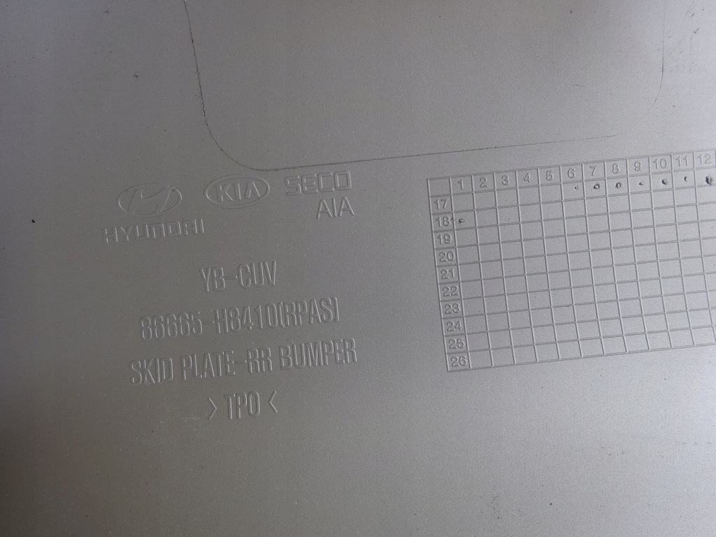 фото №9, Kia stonic 2017- накладка накладка бампера задняя