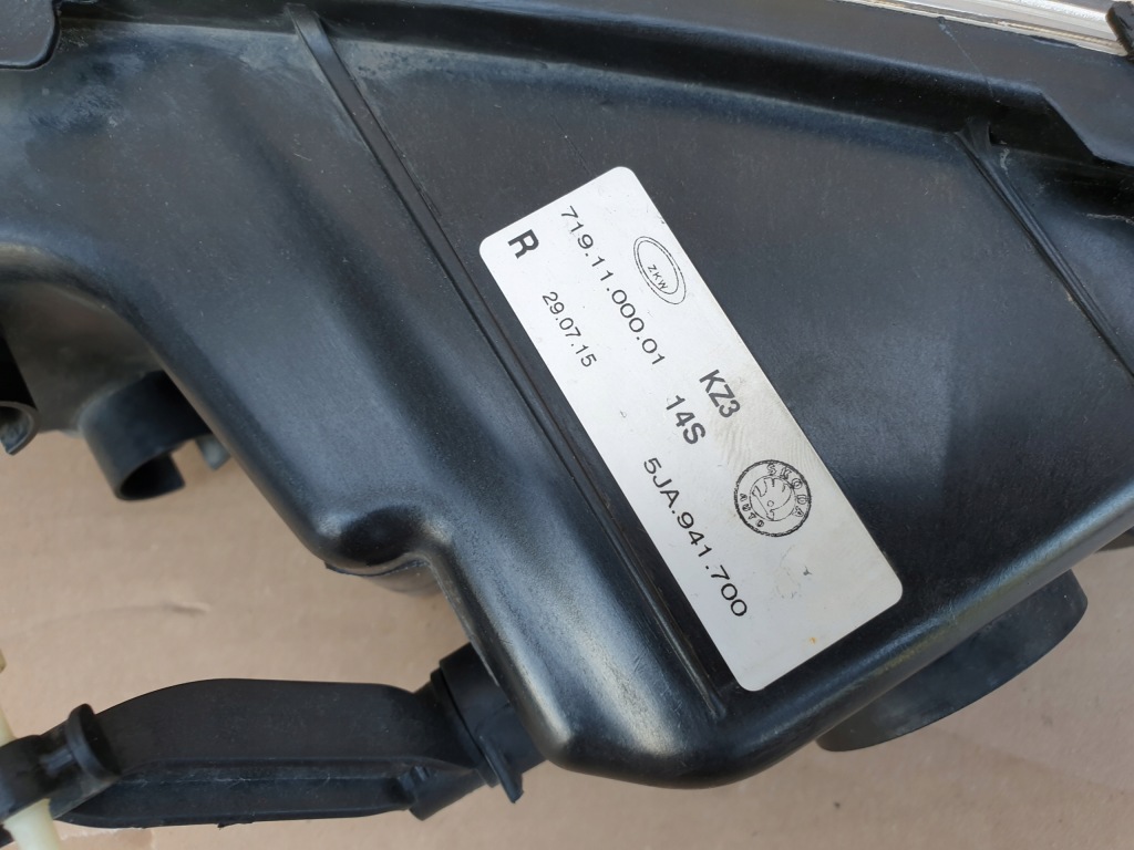 фото №3, Skoda rapid противотуманная фара правый 5ja