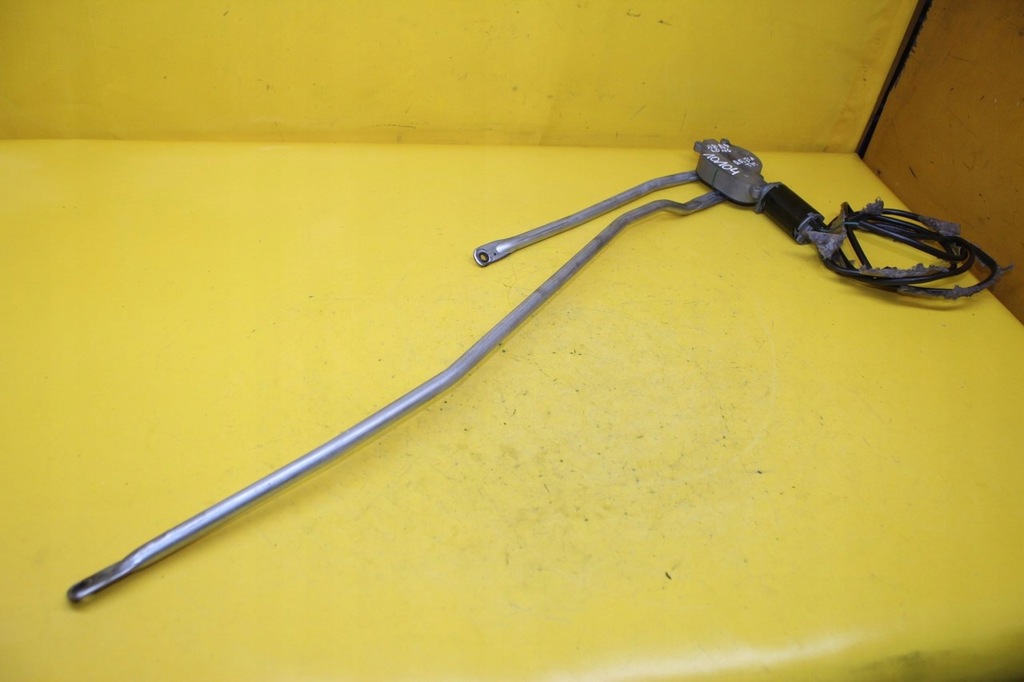 фото №1, Механизм шторка задняя audi a8 d3