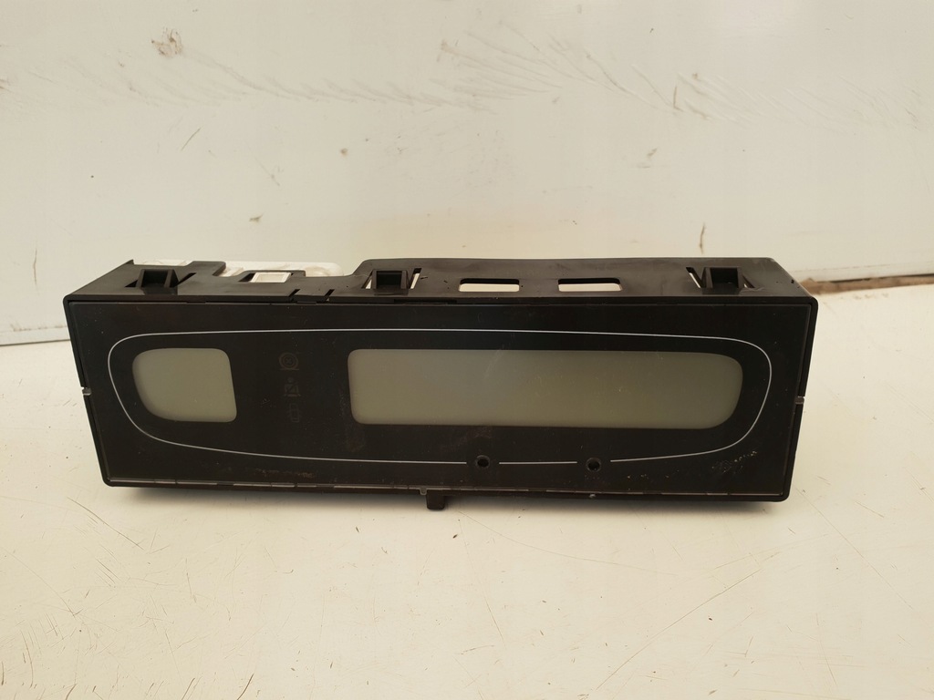 фото №1, Приладова панель дисплей 8200002604 renault laguna ii eu