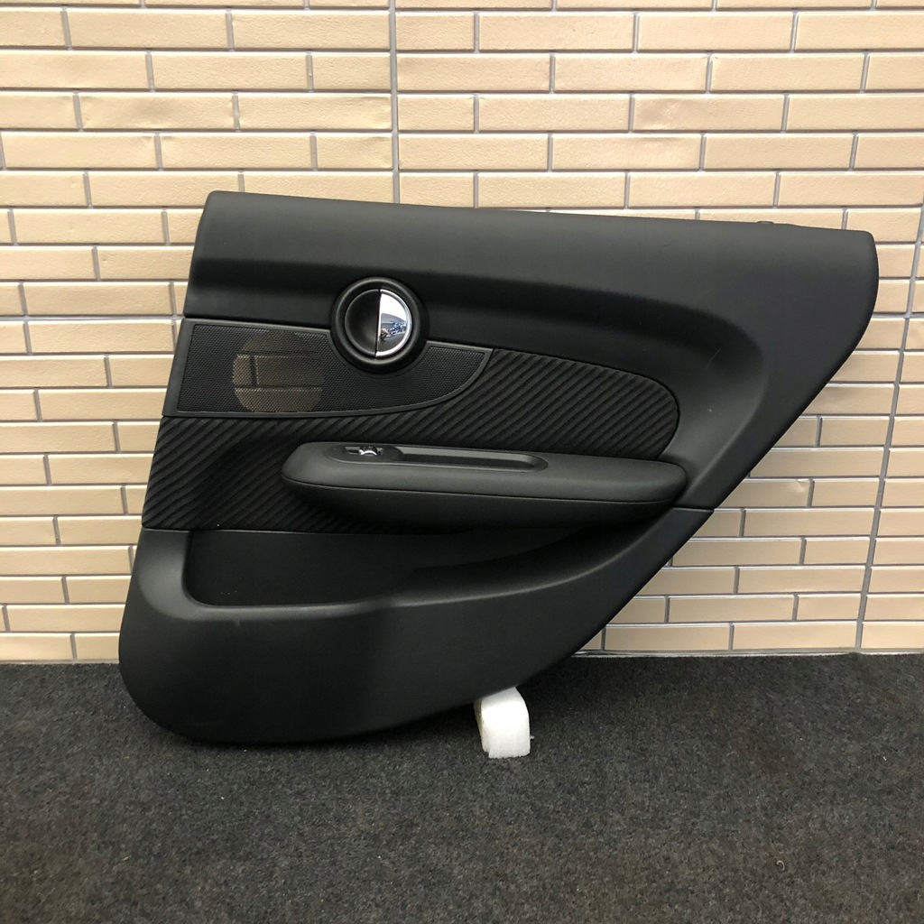 фото №1, Mini clubman f54 обшивка обивка дверь комплект