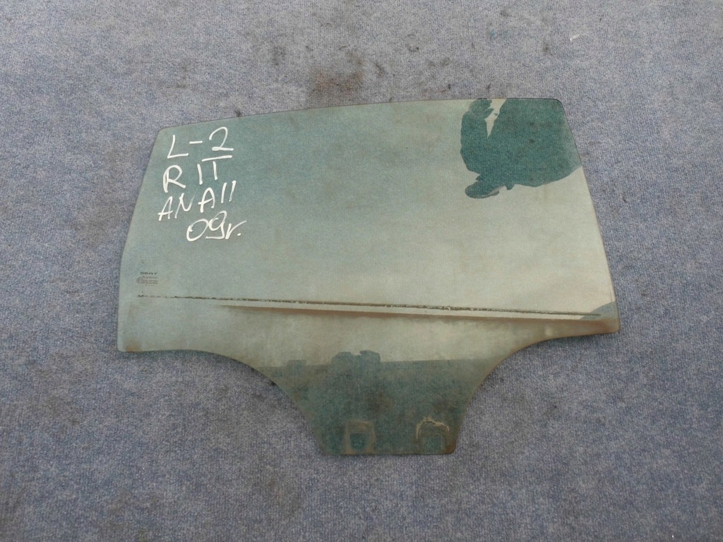 фото №1, Скло двері seat leon ii 2009r. права задня