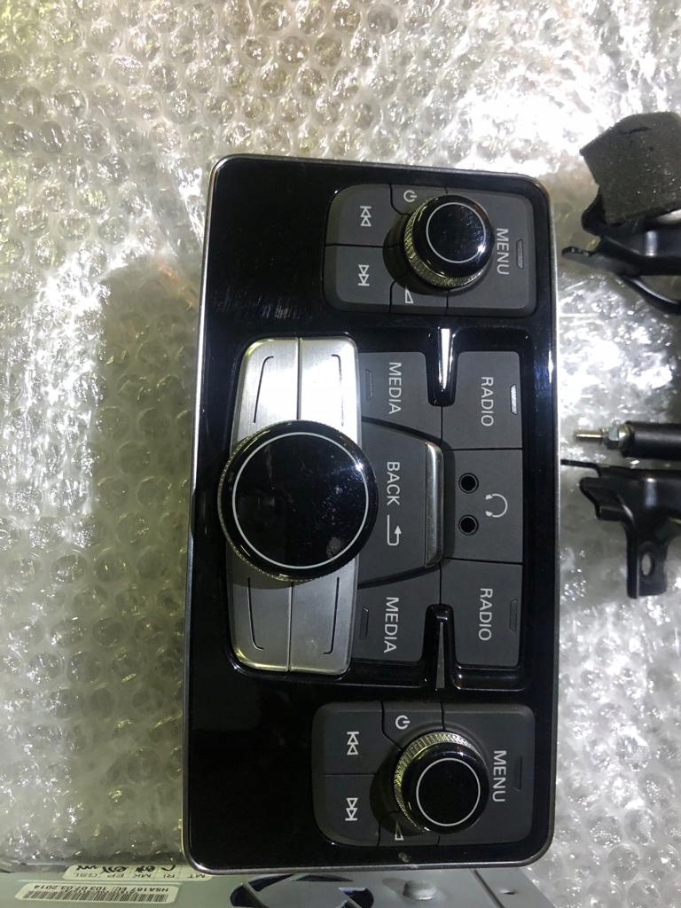 фото №1, Audi a8 s8 d4 панель управление mmi rse 4h0919709c