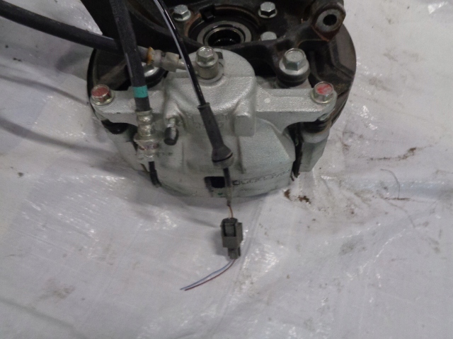 фото №7, Kadjar 1.5 амортизационная стойка поворотный кулак амортизатор правый