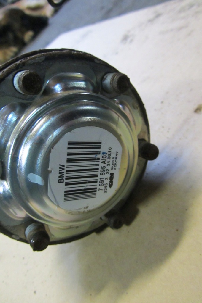 фото №3, Приводной вал левая bmw e84 x1 4x4 2.0 xd x-drive