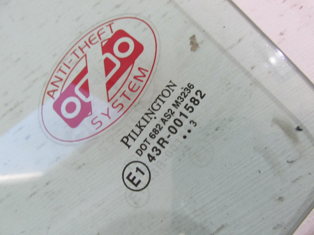 фото №4, Скло двері лівий перед mazda 2 2003